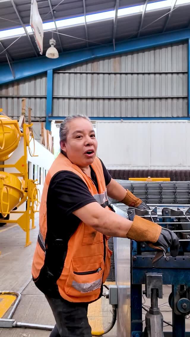 Un viernes triste para una verdadera máquina del chambeo 😌
.
.
.
#Romasa #materiales #material #obra #obranegra #loseta #construccion #interiores #acabados #oaxaca #herramientas #loseta #pisos #pisosyacabados #humor #comedia
